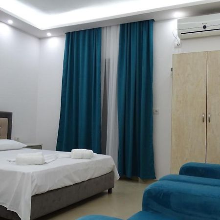 Hotel Arsenal كساميل المظهر الخارجي الصورة