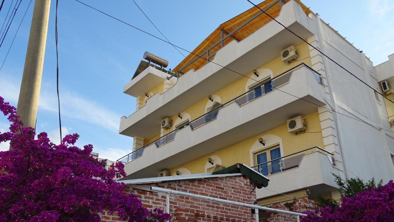 Hotel Arsenal كساميل المظهر الخارجي الصورة