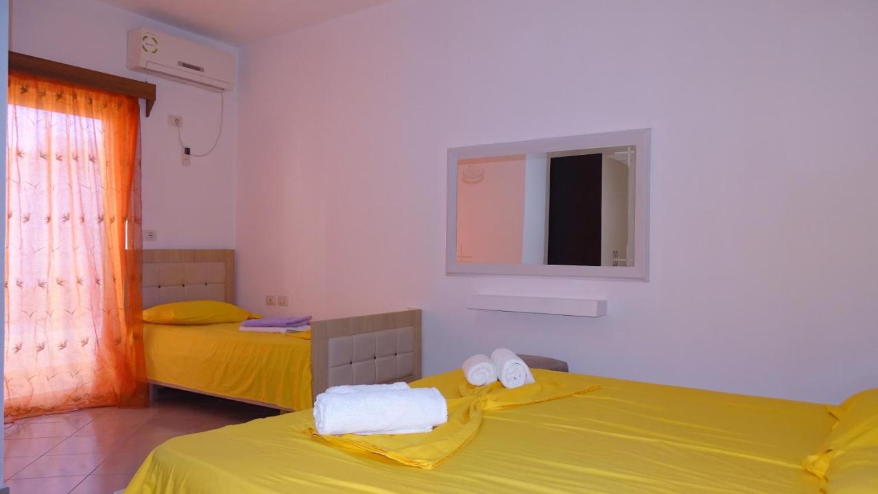 Hotel Arsenal كساميل المظهر الخارجي الصورة