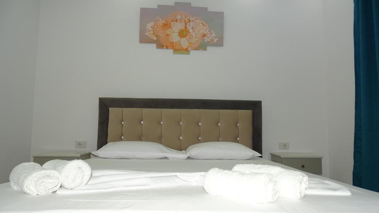 Hotel Arsenal كساميل المظهر الخارجي الصورة