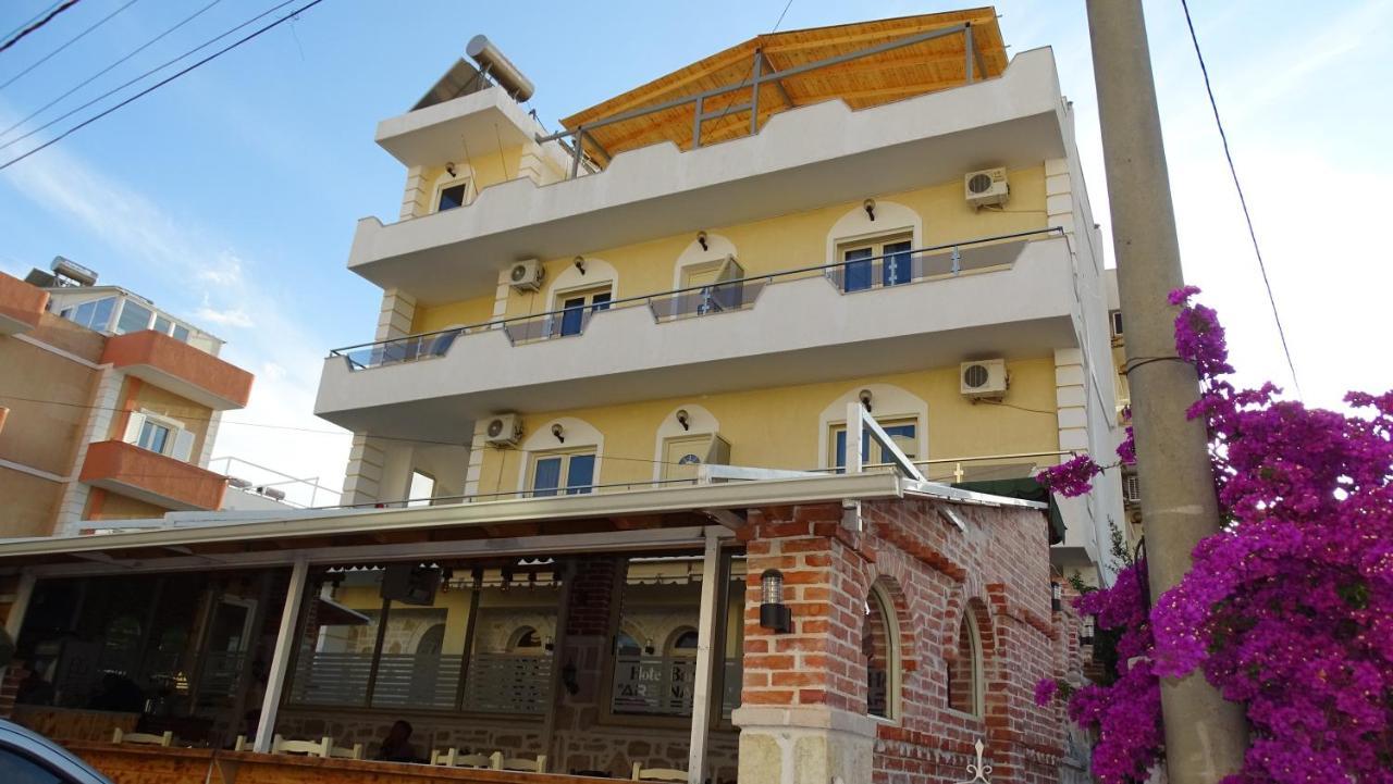Hotel Arsenal كساميل المظهر الخارجي الصورة
